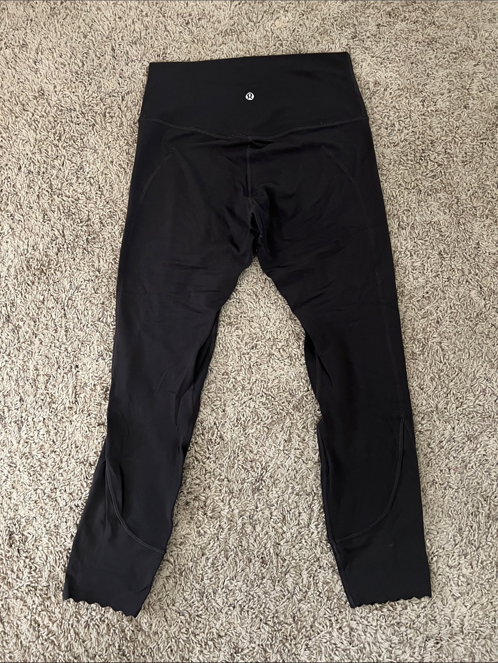 Lululemon Align High Waisted Graphite Gray Leggings with scalloped edge bottom